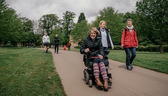 Bel Cornwell going along her 100 mile fundraising challenge route