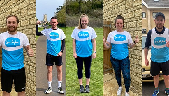 The five Shutt Siblings in their Sue Ryder running gear, ready for the Cheltenham Half Marathon
