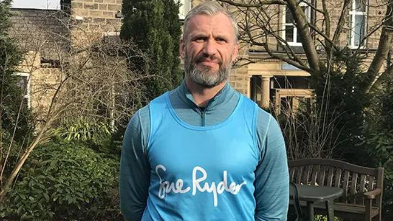 Former Rugby League star and Sue Ryder Ambassador, Jamie Peacock